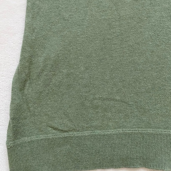 ⭐️ GAP Green Short Sleeve V-neck Sweater XS - Picture 10 of 13